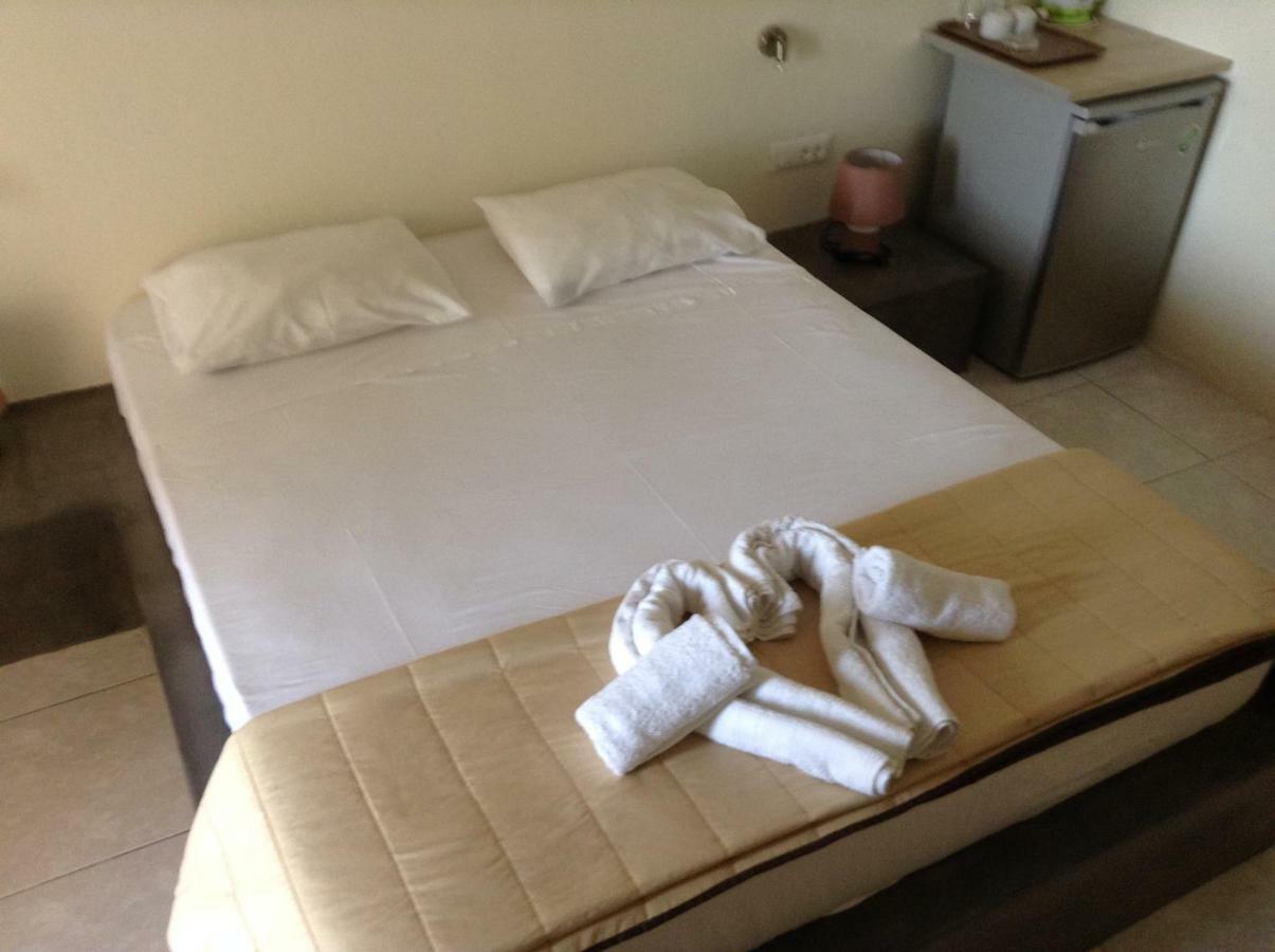 Romantic Spa Resort Exo Katikies  Exteriör bild